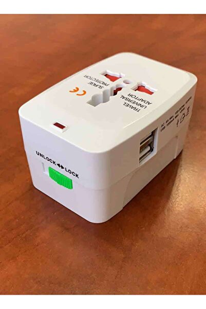 FlashHawk محول سفر عالمي متعدد الاستخدامات مع منفذي USB باللون الأسود