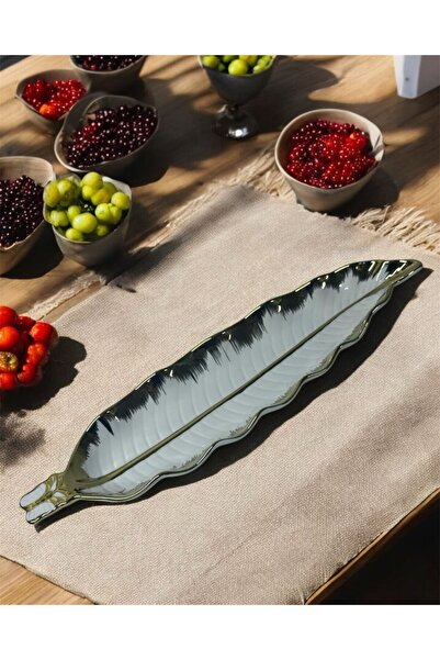 Generica صحن سيراميك للضيافة والتقديم والديكور لون ابيض مع ذهبي مقاس 35x13