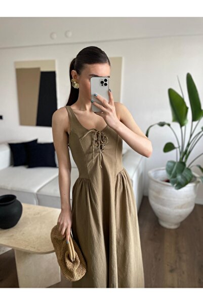 Özgece KUŞGÖZ DEKOLTE KETEN ELBİSE