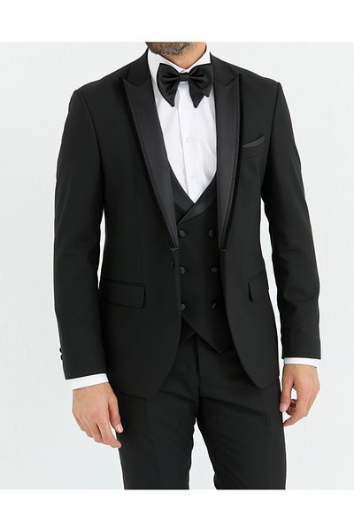 echol Swallow Collar Black Tuxedo