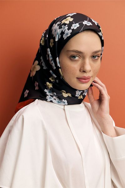 Qef Twill Silk Scarf (Tiny)