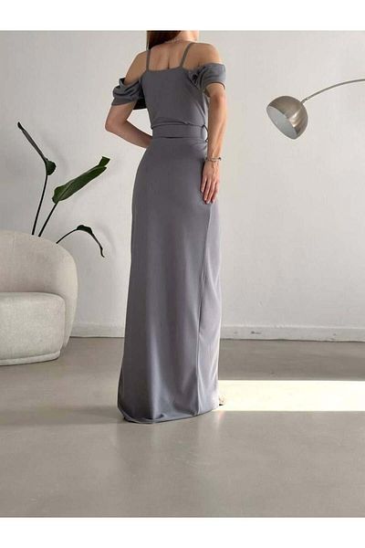 Modafeminen Φόρεμα με ζώνη με σχισμή ώμου 582134 Γκρι