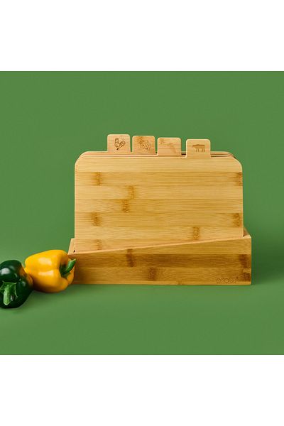 AROW Bamboo Cutting Board with 4-Piece Stand - Light Brown