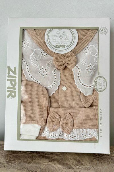 Pure Kids Store Boxed 100% Organic Cotton Baby Girl Scalloped Collar Waffle Fabric 5-Piece Hospital Discharge Set