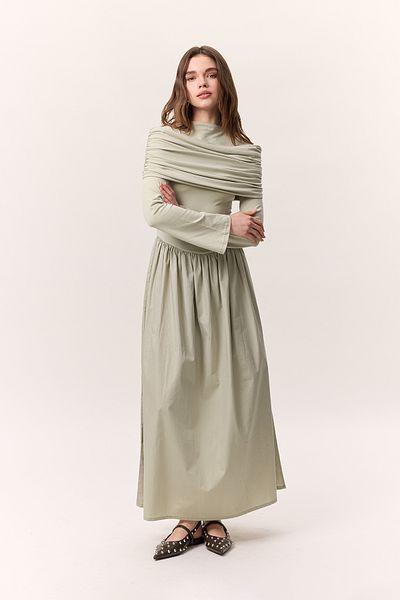 Manuka LANGES KLEID MIT WEITEN SCHNÜRSEN ZEITGRÜN