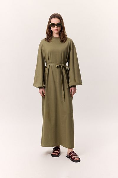 Manuka Langes bequemes Kleid mit Ballonärmeln Khaki