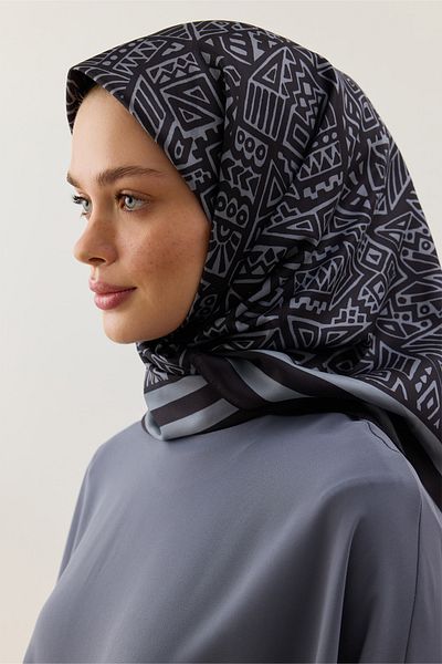 Qef Twill Silk Scarf - Tina Black