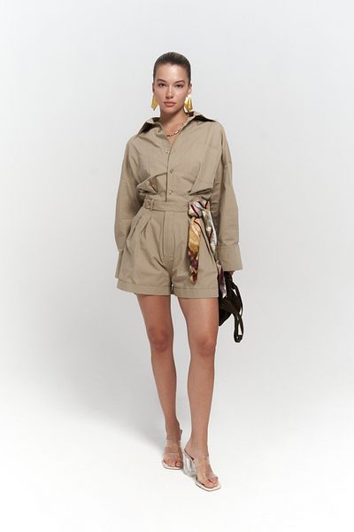 Mai Moaen Kurzer Steinoverall mit Gürteldetail