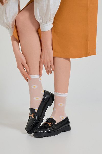 Katia&Bony Women's Thin Socks - Daisy Patterned White