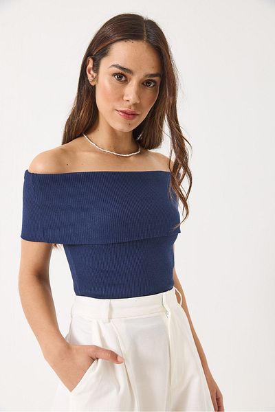 Bianco Lucci Damen-Bluse mit Madonna-Kragen und geripptem Basic 60284012