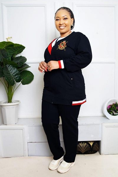 WND SPORT 3-Piece Women's Tracksuit Set with Embroidery Detail