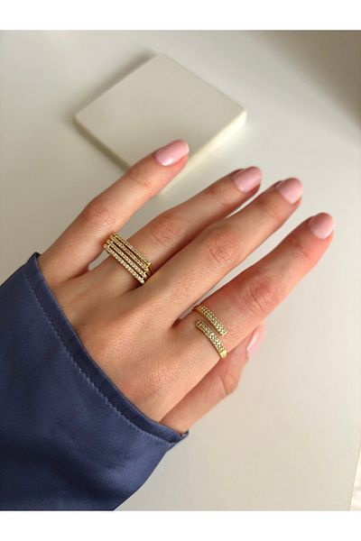 Ressia Quadruple Cross Stripe Design Zircon Stone Ring