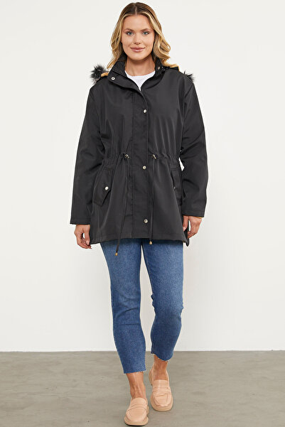 Sementa Штучне хутро з капюшоном і регульованим поясом - чорний