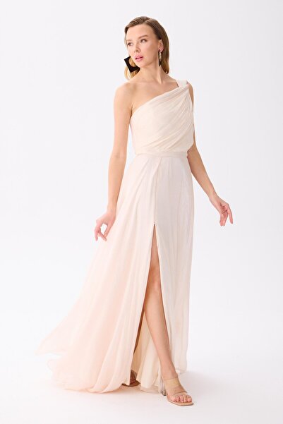 Carmen Gold Tek Kol Kuyruklu Saten Abiye Elbise