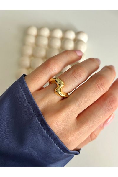 Ressia Wavy Ring