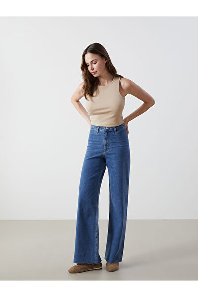 LC Waikiki بنطال جينز نسائي من Indigo Wideleg