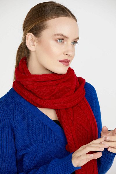 Sementa Knitted Scarf - Red