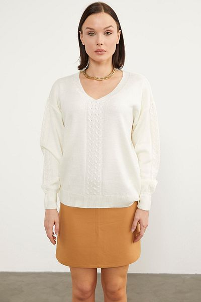 Sementa V-Neck Knitwear Sweater with Hair Braid Detail - Bone