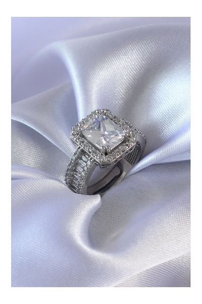 Clariss Zircon Stone Silver Color Women's Ring