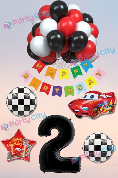 Party City مجموعة بالونات احتفالات عيد الميلاد بعمر عامين على شكل سيارة، عيد ميلاد سعيد مكتوبة بالألوان