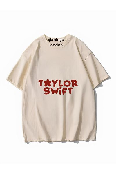 Minga London Tricou unisex oversize cu imprimeu față/spate Taylor Swift Photo Collage -Minga London