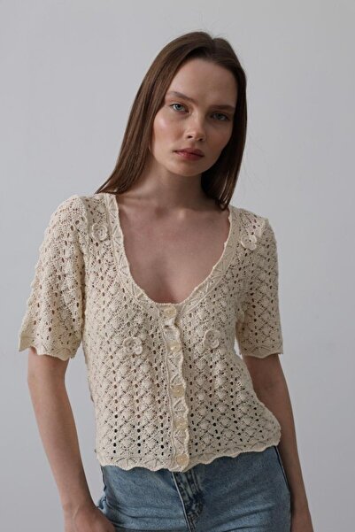 Kokosh moda DRESSIFY ΓΥΝΑΙΚΕΙΑ ΜΟΔΑ Πλεκτό με λεπτομέρειες λουλουδιών και κου...