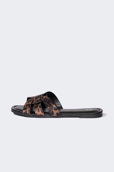 DeFacto New Season Women's Flat Sole Faux Leather Slippers