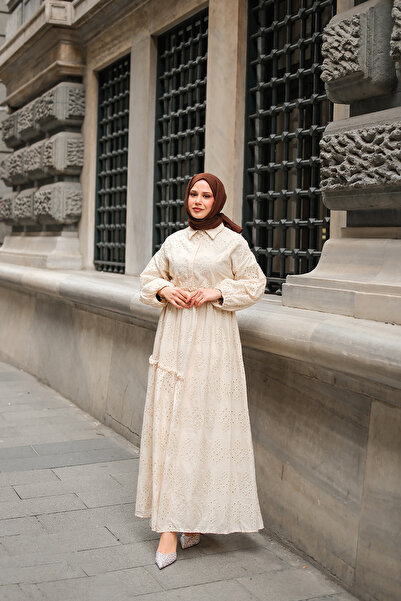 LOCCO Жіноча сукня з еластичним поясом і вишивкою, кремового кольору