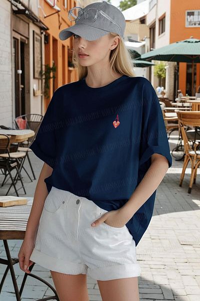 Millionaire Women's Navy Blue Trophy as Skull Oversize Fit Loose Wide Fit Loose Cut T-Shirt