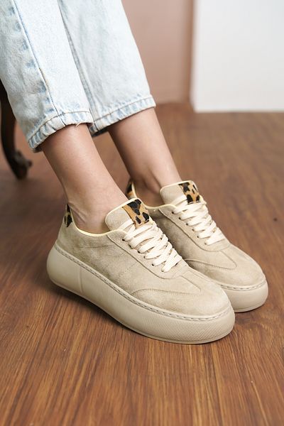 Moda Değirmeni Beige Suede Women's Leopard Patterned Thick Sole Sneaker Md1165-101-0002
