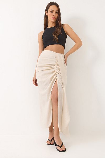 Bianco Lucci Women's Back Gathered Slit Detailed Lined Skirt 241041 60282011