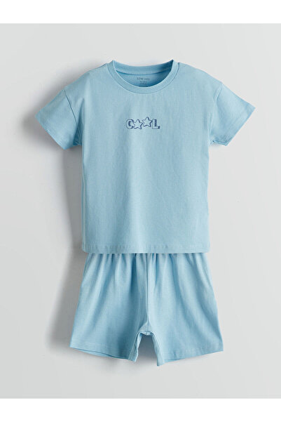 LC Waikiki مجموعة إلسيفا: تي شيرت وشورت أزرق أساسي للأطفال الأولاد، طقم من قط...