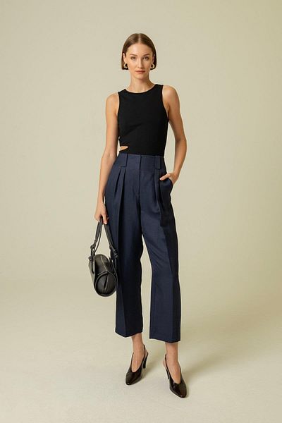 Rue Studio Top cu bretele negre decoltat