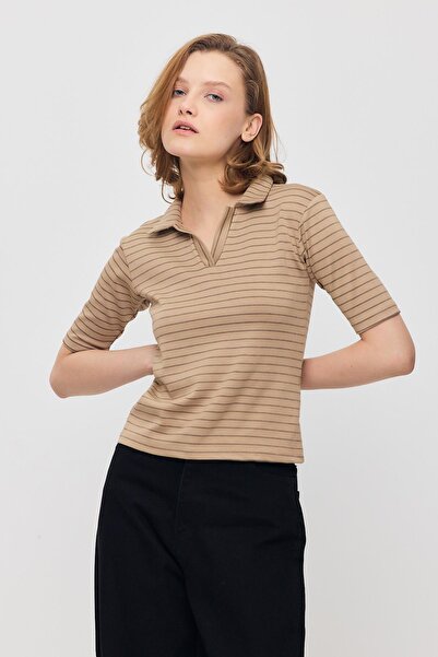 Rays 4449A Κοντό μπλουζάκι με ριγέ V-λαιμόκοψη Mink