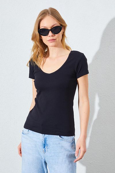 TENA Women's Black Deep V-Neck Full Lycra Ribbed T-Shirt