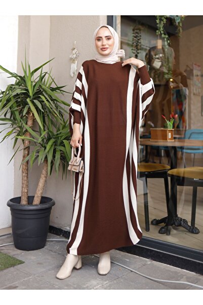 SAHRA BUTİK SAHRA BUTİK - Ριγέ Πλεκτό Φόρεμα Νυχτερίδας, Καφέ