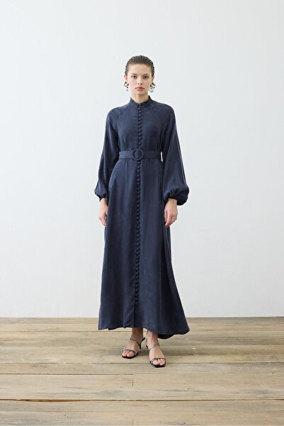 TERZİ DÜKKANI PRİME TAŞLANMIŞ İPEK BRİT DÜĞMELİ ELBİSE LACİVERT