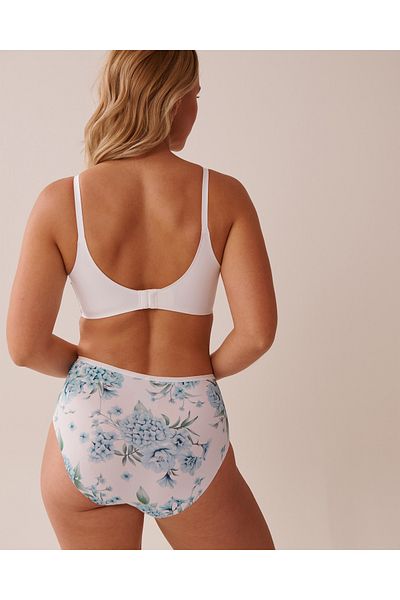 La Vie en Rose Lightly Lined Wireless Sleek Back Bra