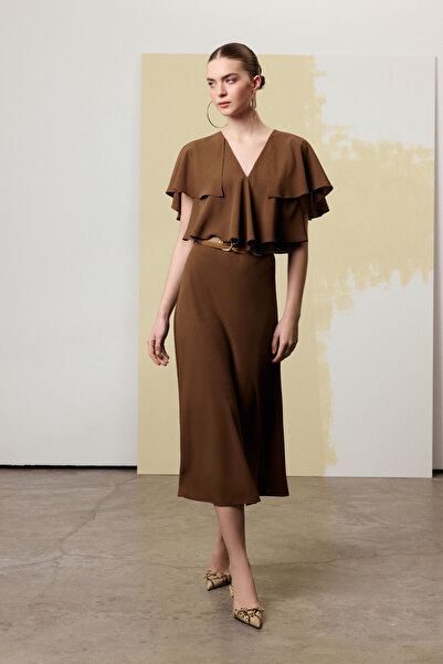 Berr-ın Pelerinli Uzun Elbise Kahve