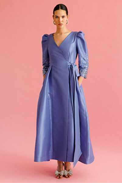 Nefeli Kol Taş Detaylı Kruvaze Bağlamalı Elbise