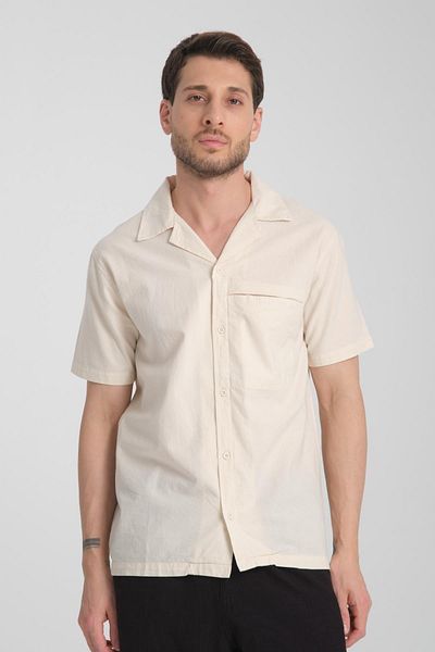 Store 100% Cotton, Modern Cut, Stylish, Comfortable, Pocket Detailed, Buttoned Short Sleeve Shirt