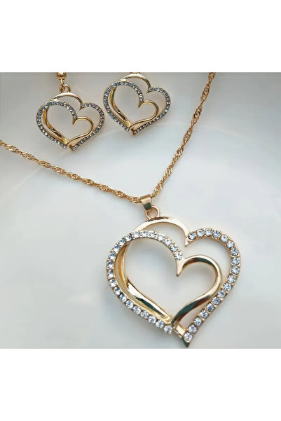So Iconic Very stylish and high quality heart shaped golden necklace and earring set