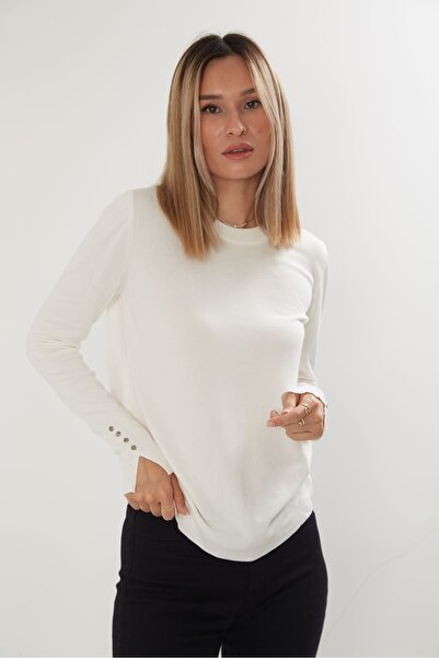 Avrile Nisan triko bisiklet yaka