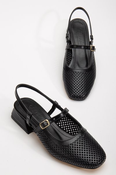 Berfu shoes Espeda Skin Low Heel Shoes 802