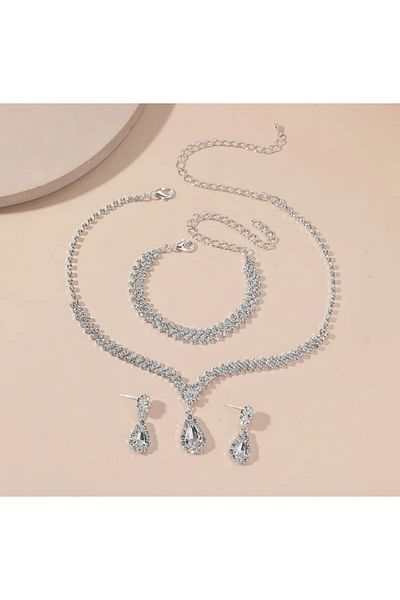 Mihra Aksesuar Waterway necklace, earrings, bracelet, triple set.