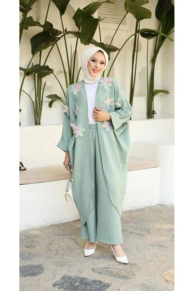 MEHRA Long Floral Kimono Suit