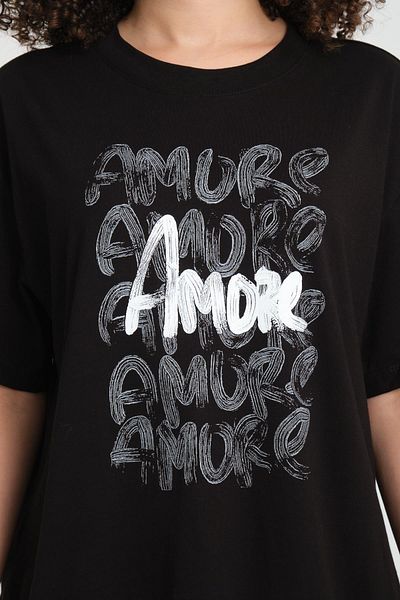 Store 100% Cotton Relaxed Cut T-Shirt - Aesthetic Amore Detail