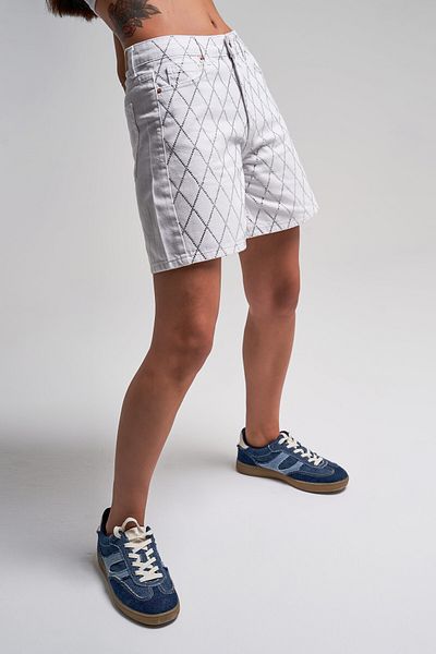 its basic White Jewelled Mom Fit Denim Shorts - Women's, Medium