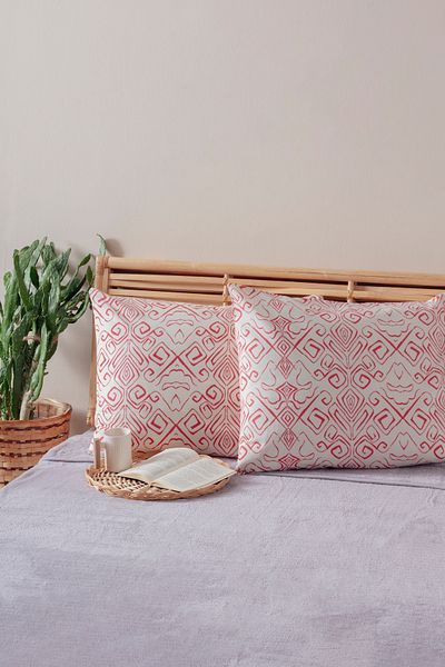 Mislina Home 2-Piece White Claret Red Striped Pattern Pillowcase Cotton Polyester Easy to Iron 50x70