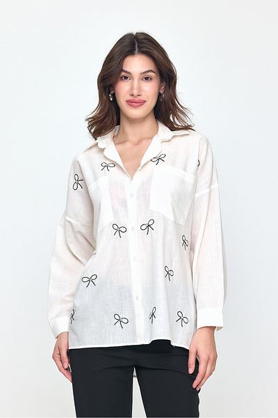 Laranor Cămașă din in cu design brodat cu fundă 25LH8027